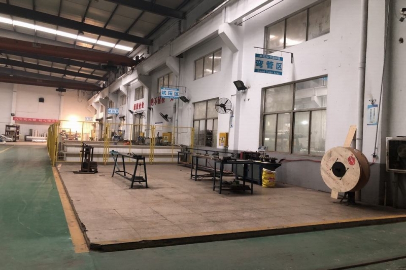 车间弯管区